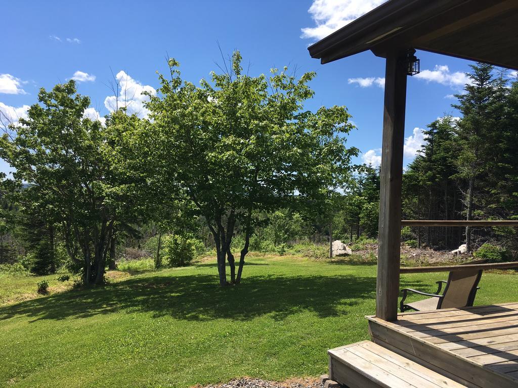 Eagle Valley Cottages Queensport Экстерьер фото